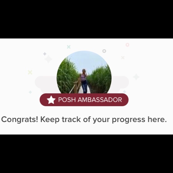 Meet your Posher, Carly - Picture 2 of 2